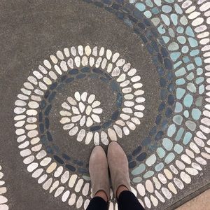 Meet your Posher, Ellen